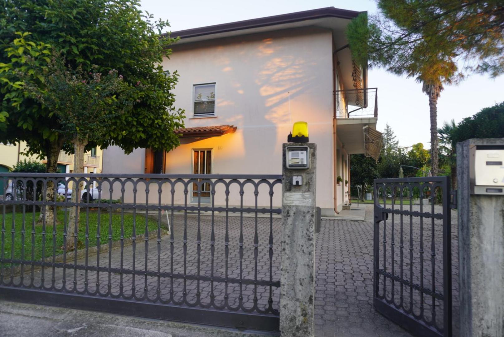 Oliva'S House Appartamento Con Giardino Palazzolo dello Stella Exterior foto